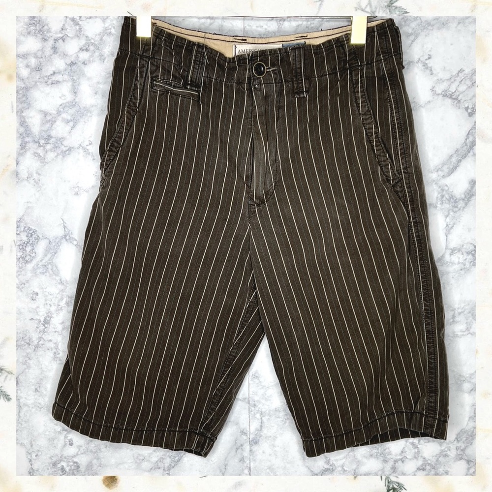 American Eagle Brown Y2K Pinstripe Longer Length Shorts Men’s 28
